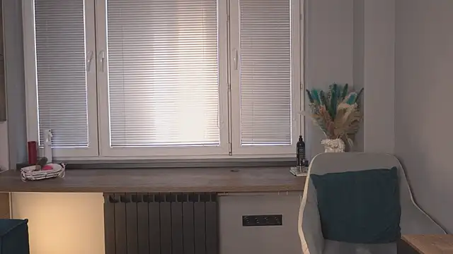 Snapshot of FranciscaGaring chatting on 1, 3, 2026 FranciscaGaring online show from 1, 3, 2026