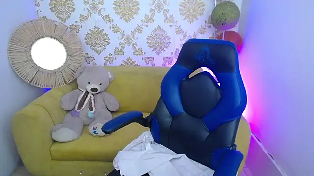 ALISS M  online show from 9, 3, 2026