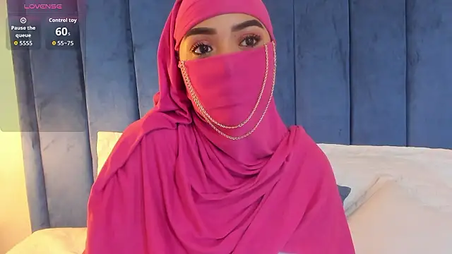 Snapshot of fatimarab__ chatting on 11, 2, 2026 fatimarab online show from 11, 2, 2026