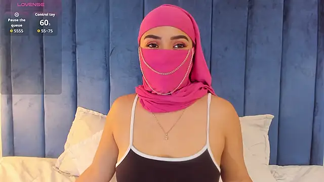 Snapshot of fatimarab__ chatting on 12, 2, 2026 fatimarab online show from 12, 2, 2026