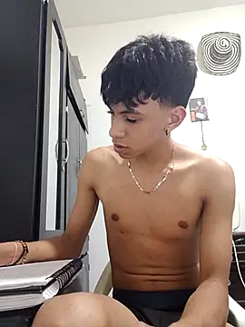 sebas twink7 online show from 6, 3, 2026