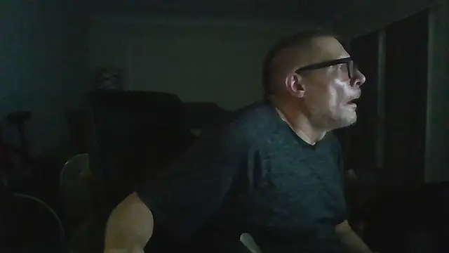 Snapshot of melvinsnow chatting on 31, 5, 2026 melvinsnow online show from 31, 5, 2026