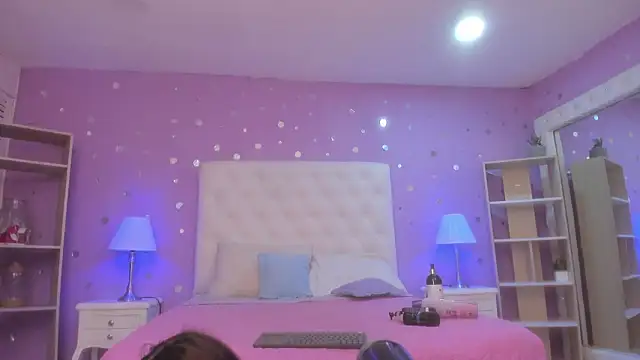 Snapshot of Goldentemptation_ chatting on 3, 3, 2026 Goldentemptation online show from 3, 3, 2026