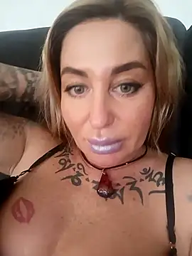 MiaMooly online show from 31, 10, 2025