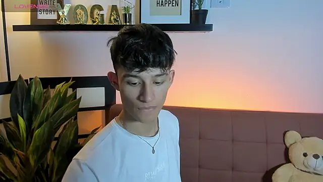 Patrick Howland  online show from 16, 4, 2026