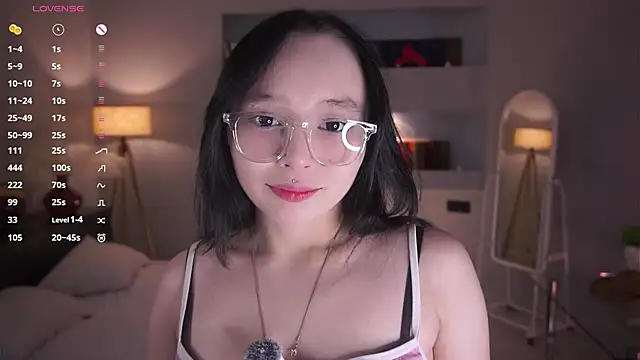 Snapshot of HannaHayles chatting on 6, 2, 2026 HannaHayles online show from 6, 2, 2026