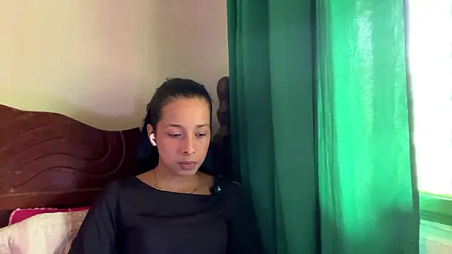 Snapshot of KayleenStoyanoff chatting on 23, 2, 2026 KayleenStoyanoff online show from 23, 2, 2026