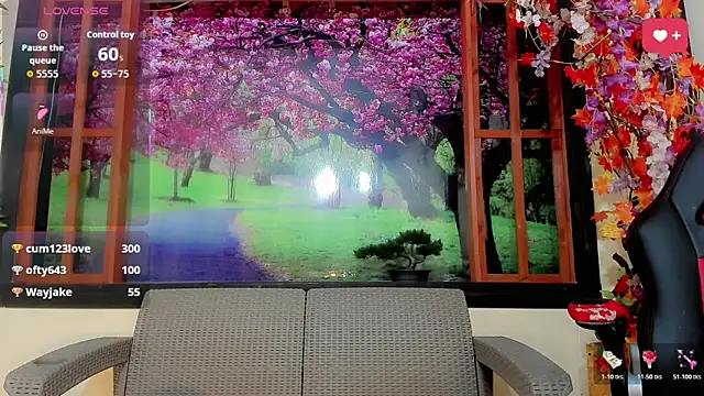 Maddye Fox online show from 7, 4, 2026