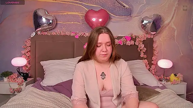 Snapshot of RachelDiRose chatting on 11, 2, 2026 RachelDiRose online show from 11, 2, 2026