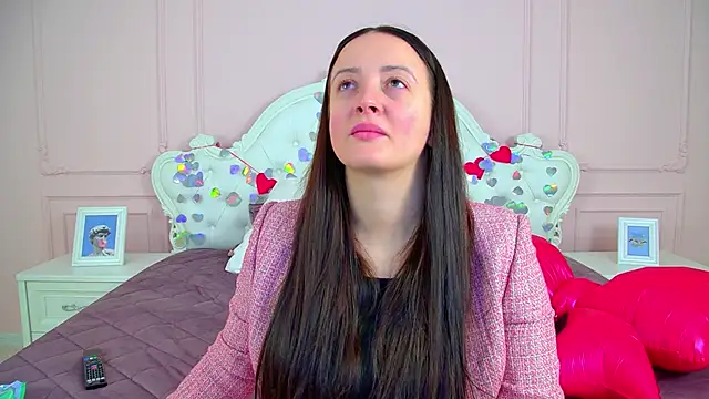 Snapshot of ElinaBellucci chatting on 13, 2, 2026 ElinaBellucci online show from 13, 2, 2026