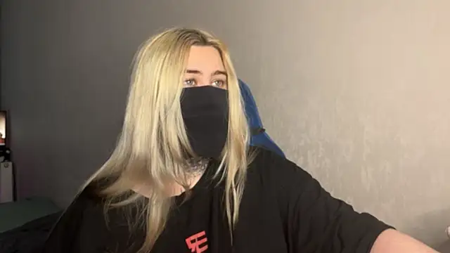 Snapshot of UnaXyling chatting on 17, 2, 2026 UnaXyling online show from 17, 2, 2026