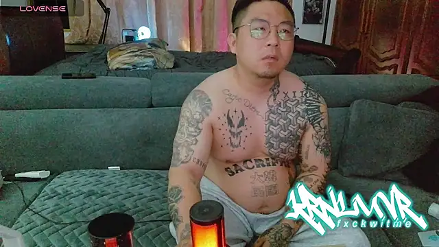 fxckuno online show from 12, 4, 2026