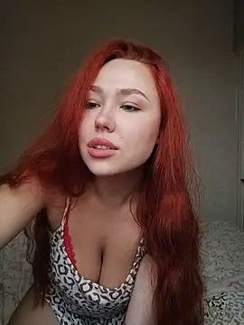 LolaaMint  online show from 10, 3, 2026