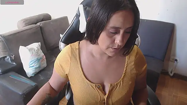 MeliisaRobers online show from 14, 7, 2026