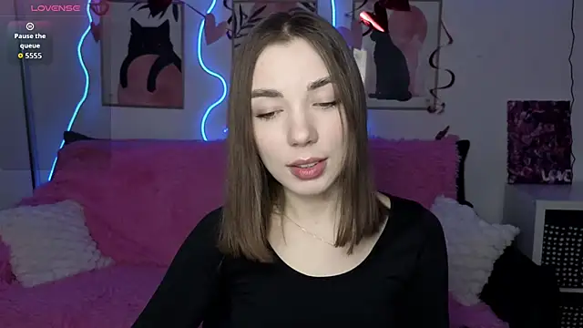 Adriennes online show from 23, 2, 2026