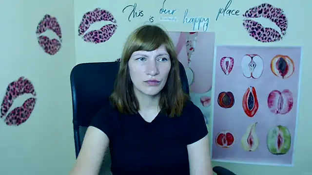 Snapshot of Rosalinda_ro chatting on 7, 6, 2026 Rosalinda ro online show from 7, 6, 2026