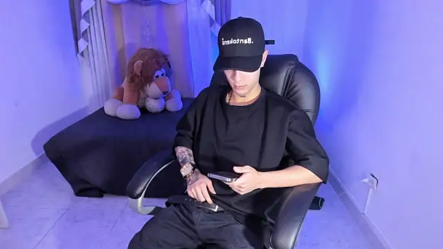 Dereck Boy  online show from 28, 2, 2026