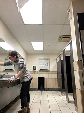 Snapshot of Horus1922 chatting on 24, 2, 2026 Horus1922 online show from 24, 2, 2026