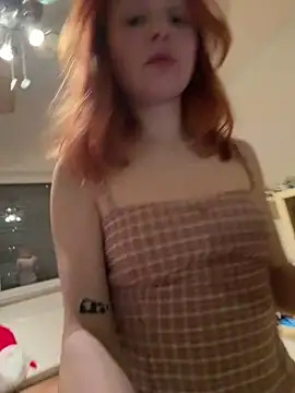 Snapshot of mad_girlygirl chatting on 5, 2, 2026 mad girlygirl online show from 5, 2, 2026