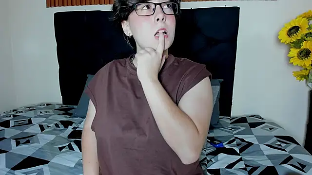 Snapshot of _Daarcy_ chatting on 4, 3, 2026 Daarcy online show from 4, 3, 2026