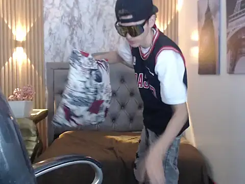 Asher costa online show from 18, 4, 2026