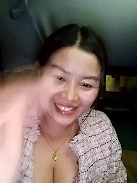 Jennie dogy online show from 29, 4, 2026