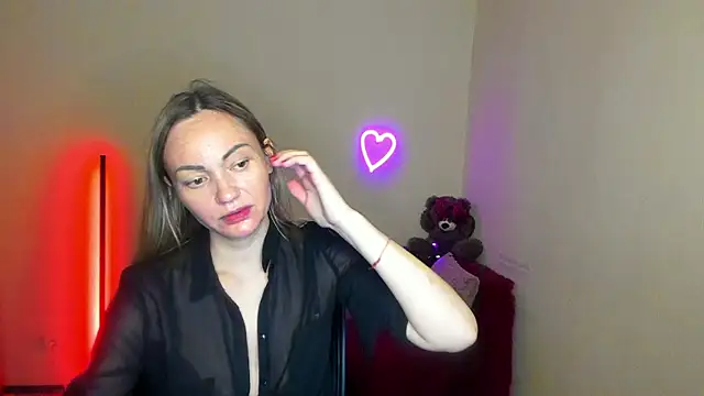 Snapshot of BlondMikey22 chatting on 17, 6, 2026 BlondMikey22 online show from 17, 6, 2026