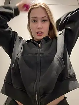 blonde exe online show from 3, 3, 2026