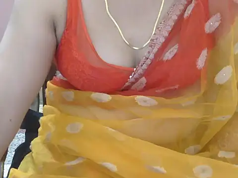Cute Sheetal online show from 26, 5, 2026