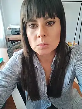 Snapshot of Lyonette_reading1 chatting on 20, 2, 2026 Lyonette reading1 online show from 20, 2, 2026