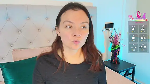 MiccaMadison online show from 25, 3, 2026