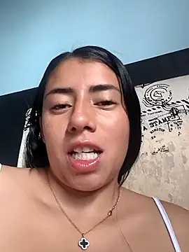 ashleymonroe4 online show from 12, 4, 2026