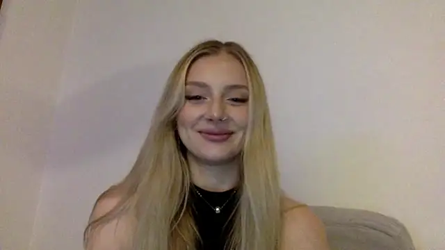 MayaWetDream online show from 12, 2, 2026