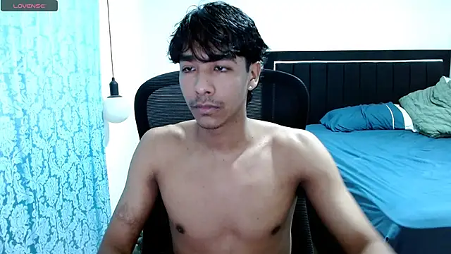 Pedestal diamant online show from 11, 3, 2026