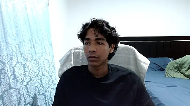 Snapshot of Pedestal_diamant chatting on 25, 4, 2026 Pedestal diamant online show from 25, 4, 2026