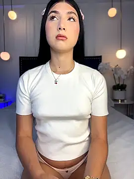 BadLilAngelXXX online show from 25, 3, 2026