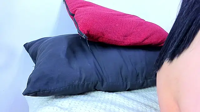 Snapshot of Julieta-Horny- chatting on 25, 2, 2026 Julieta-Horny- online show from 25, 2, 2026