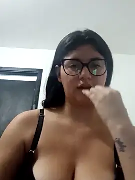 Snapshot of Dahlia-Rose chatting on 24, 2, 2026 Dahlia-Rose online show from 24, 2, 2026