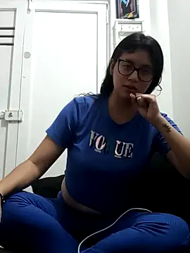 Snapshot of Dahlia-Rose chatting on 25, 2, 2026 Dahlia-Rose online show from 25, 2, 2026