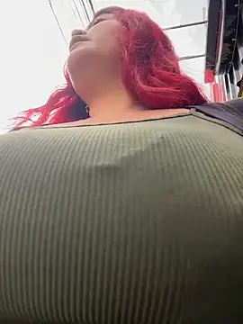 Snapshot of Lia-Moon77 chatting on 16, 2, 2026 Lia-Moon77 online show from 16, 2, 2026