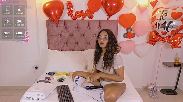 Snapshot of xblack_moon chatting on 17, 2, 2026 xblack moon online show from 17, 2, 2026