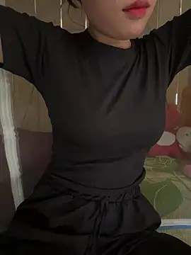 DoliceGirl2k online show from 2, 6, 2026