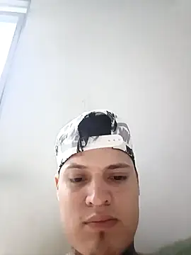 Snapshot of elvaquero06 chatting on 6, 4, 2026 elvaquero06 online show from 6, 4, 2026