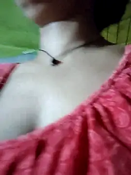 Snapshot of Sweet-runi chatting on 24, 4, 2026 Sweet-runi online show from 24, 4, 2026