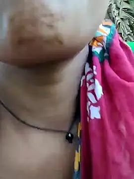 Snapshot of Sweet-runi chatting on 2, 5, 2026 Sweet-runi online show from 2, 5, 2026