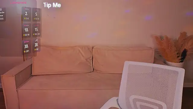  Kiki angel  online show from 18, 5, 2026