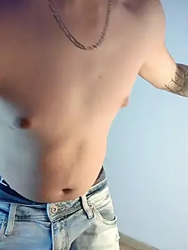 Snapshot of Emmanuel_Lust chatting on 13, 2, 2026 Emmanuel Lust online show from 13, 2, 2026