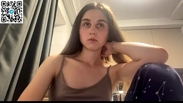 Snapshot of LovelySilk_63 chatting on 11, 7, 2026 LovelySilk 63 online show from 11, 7, 2026