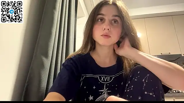 Snapshot of LovelySilk_63 chatting on 20, 7, 2026 LovelySilk 63 online show from 20, 7, 2026
