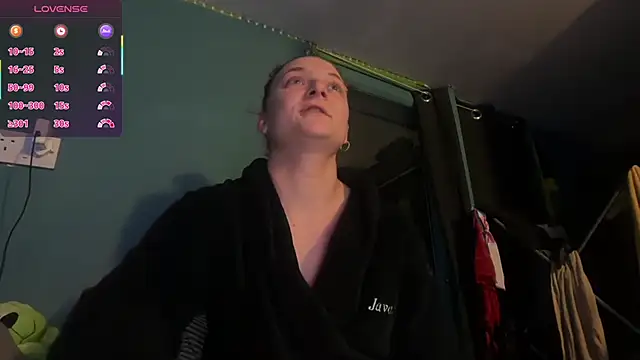 Snapshot of JadeAlexis403 chatting on 8, 2, 2026 JadeAlexis403 online show from 8, 2, 2026